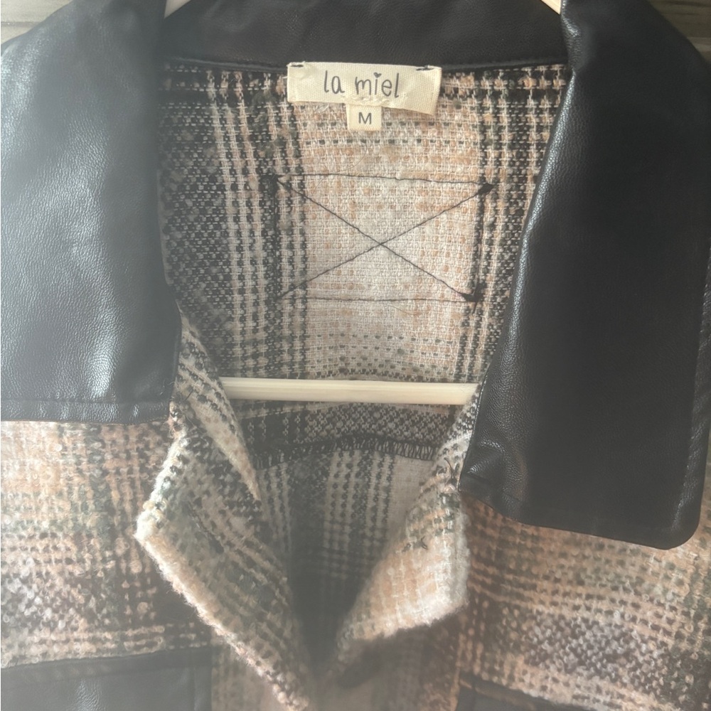 LA MIEL Women's Checkered Blazer - Black and Cream